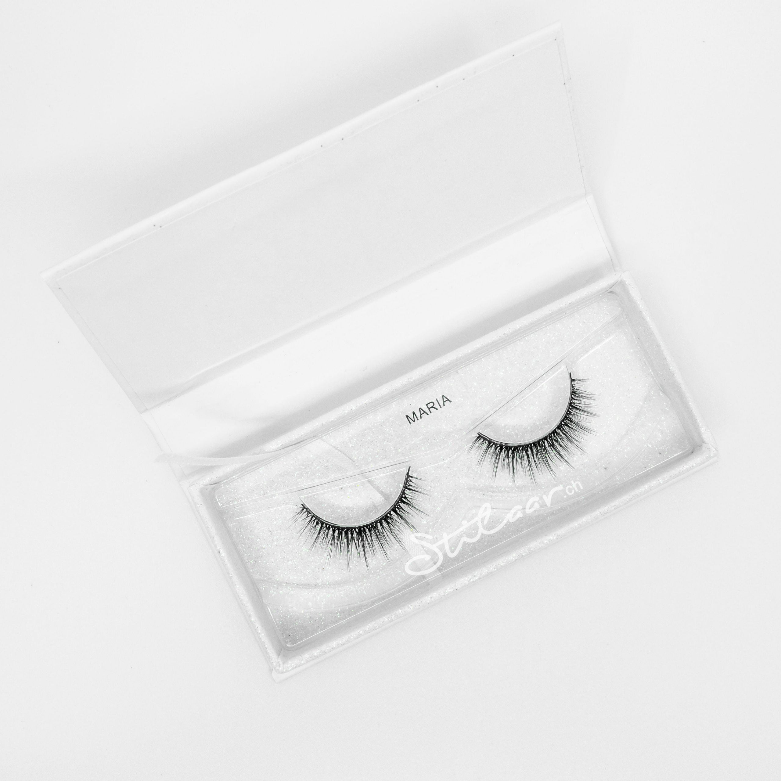 Künstliche Wimpern für atemberaubendes Make-up.
